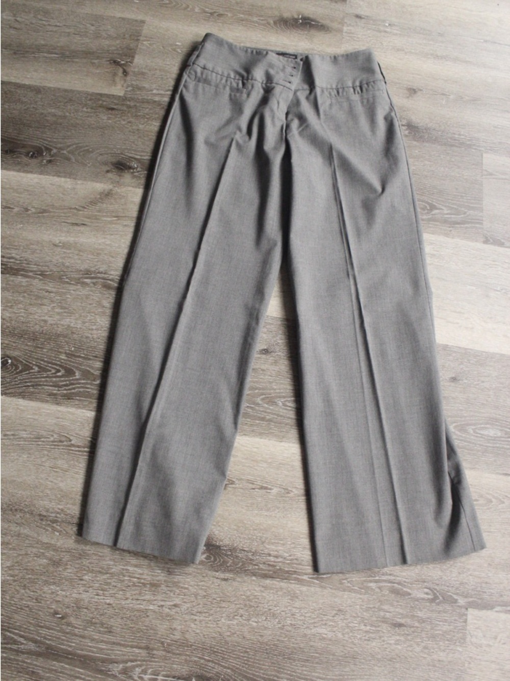 The Limited women’s Gray Dress Pants